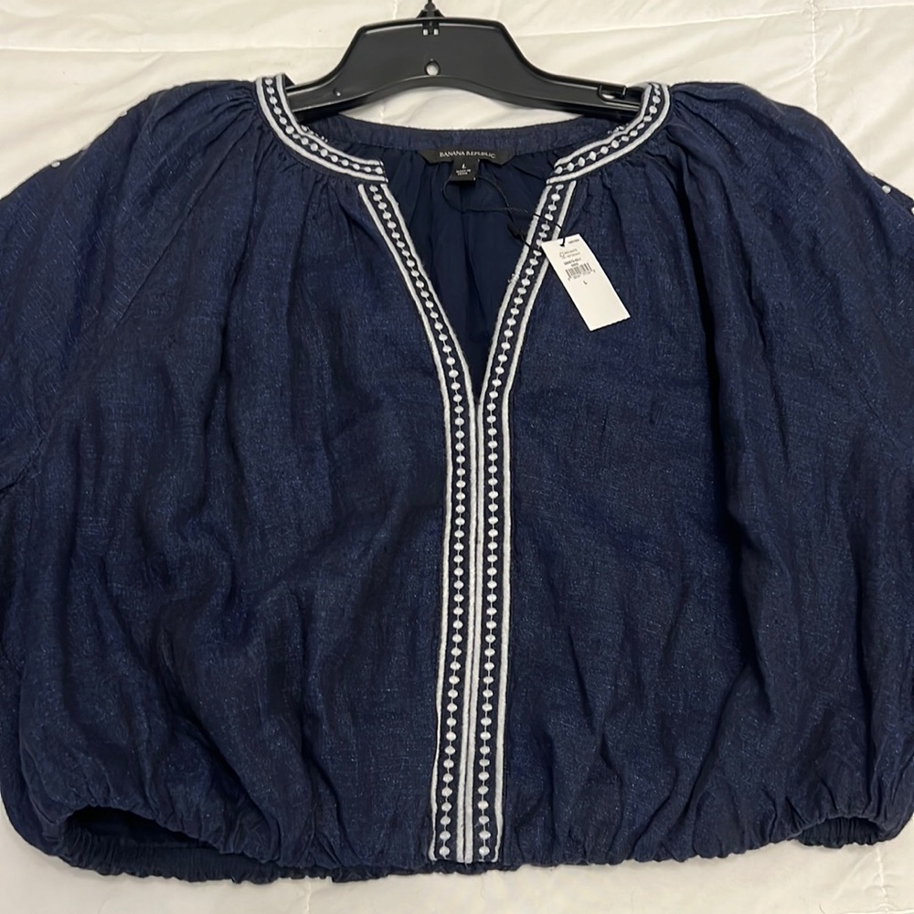Banana republic, navy blue and white crop top new